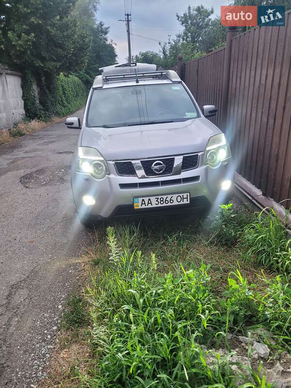 Внедорожник / Кроссовер Nissan X-Trail 2011 в Киеве
