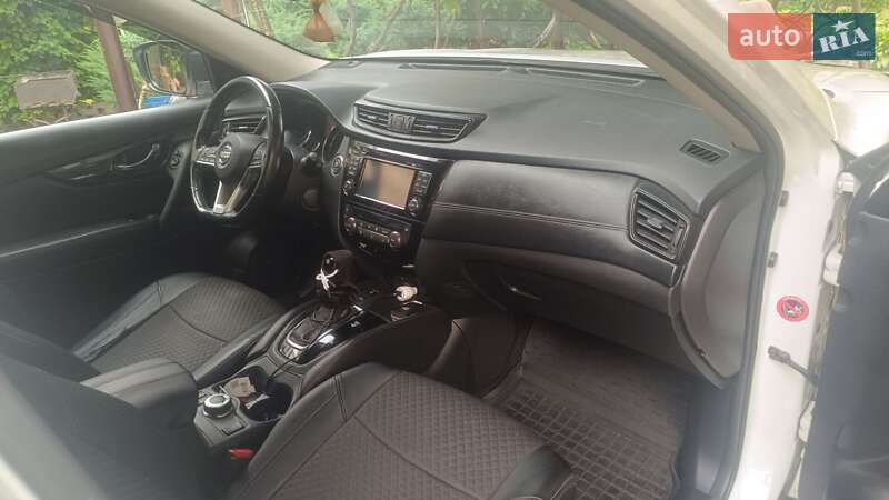 Позашляховик / Кросовер Nissan X-Trail 2018 в Бучі