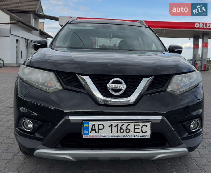 Внедорожник / Кроссовер Nissan X-Trail 2017 в Запорожье