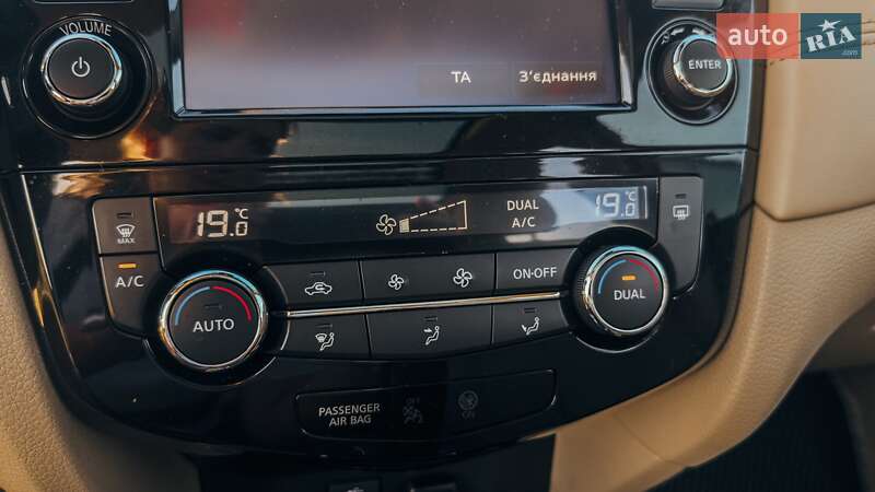 Позашляховик / Кросовер Nissan X-Trail 2018 в Києві