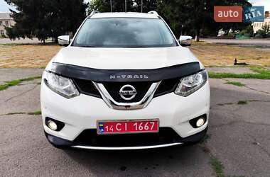 Позашляховик / Кросовер Nissan X-Trail 2017 в Новоархангельську