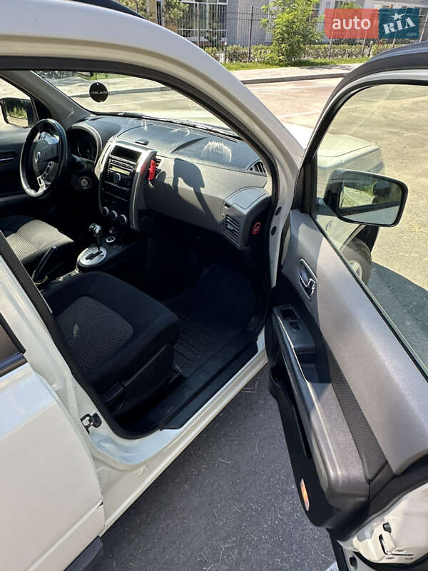 Позашляховик / Кросовер Nissan X-Trail 2007 в Житомирі