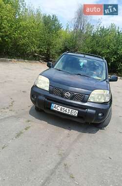 Позашляховик / Кросовер Nissan X-Trail 2004 в Краматорську