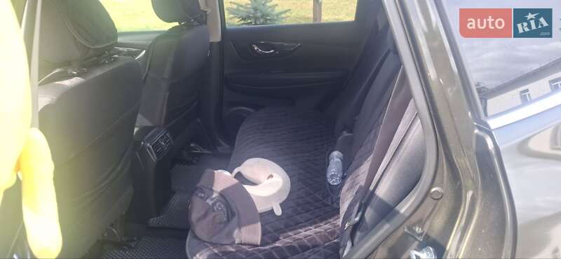 Внедорожник / Кроссовер Nissan X-Trail 2017 в Чернигове