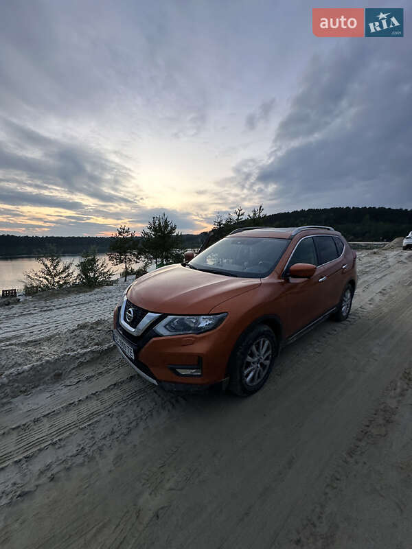 Позашляховик / Кросовер Nissan X-Trail 2018 в Львові