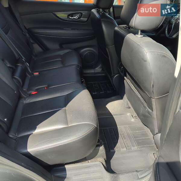 Позашляховик / Кросовер Nissan X-Trail 2015 в Житомирі фото 13 Позашляховик / Кросовер Nissan X-Trail 2015 в Житомирі