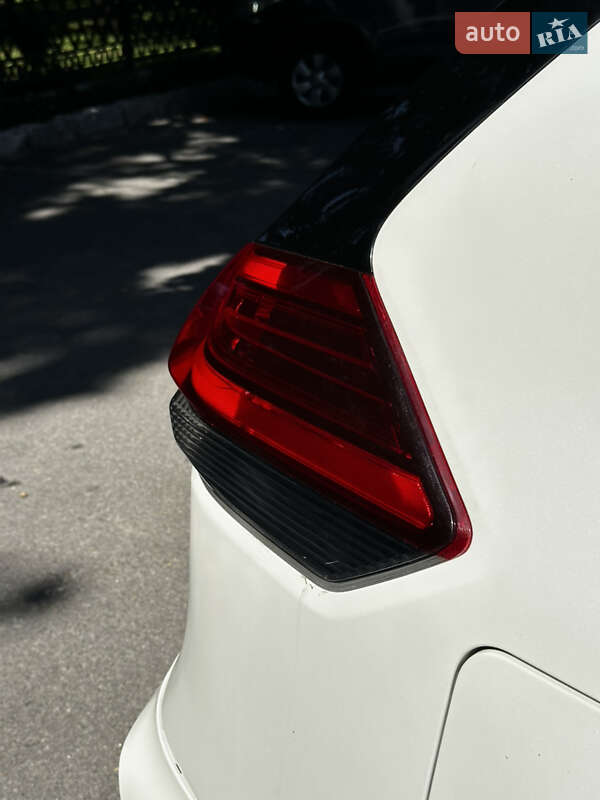 Внедорожник / Кроссовер Nissan X-Trail 2017 в Киеве