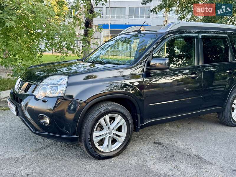 Внедорожник / Кроссовер Nissan X-Trail 2013 в Киеве