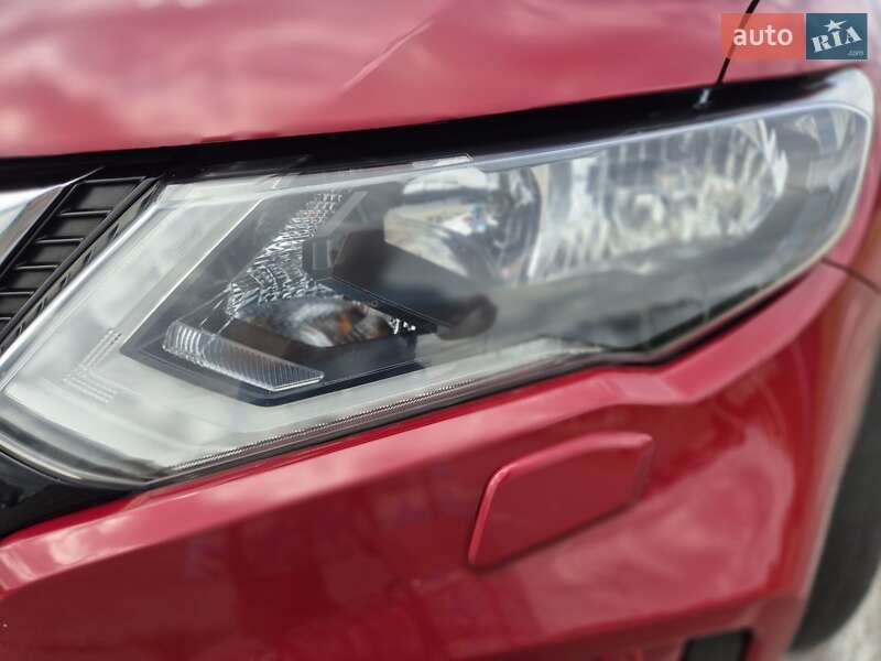 Позашляховик / Кросовер Nissan X-Trail 2017 в Києві