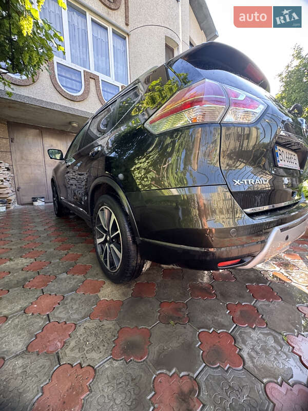 Позашляховик / Кросовер Nissan X-Trail 2016 в Тернополі
