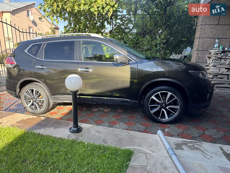 Позашляховик / Кросовер Nissan X-Trail 2016 в Тернополі