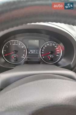 Внедорожник / Кроссовер Nissan X-Trail 2012 в 