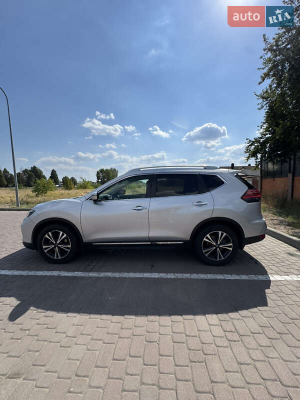 Позашляховик / Кросовер Nissan X-Trail 2020 в Хмельницькому