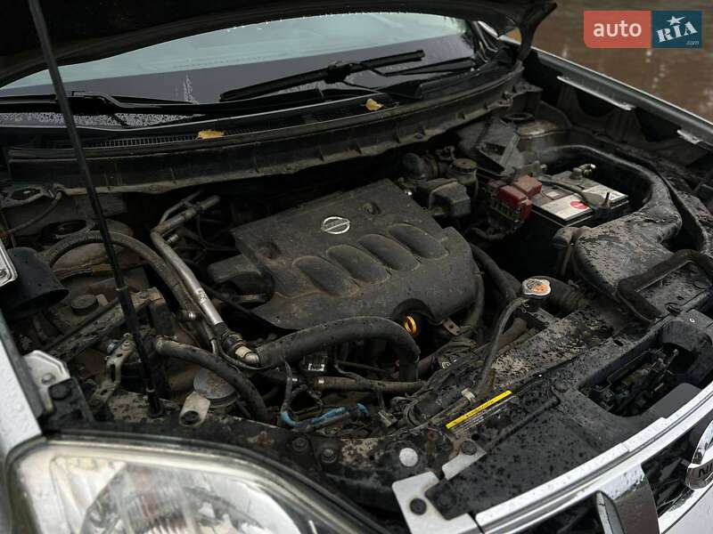 Внедорожник / Кроссовер Nissan X-Trail 2010 в Новояворовске