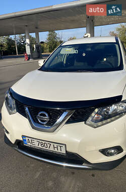 Внедорожник / Кроссовер Nissan X-Trail 2016 в Кривом Роге