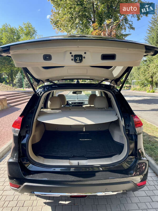 Позашляховик / Кросовер Nissan X-Trail 2019 в Вінниці