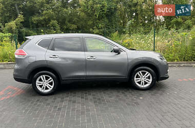Внедорожник / Кроссовер Nissan X-Trail 2015 в 