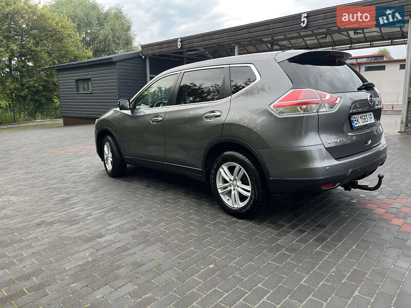 Позашляховик / Кросовер Nissan X-Trail 2015 в Рівному