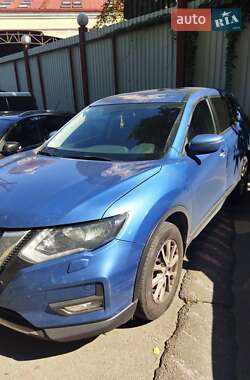 Внедорожник / Кроссовер Nissan X-Trail 2018 в 