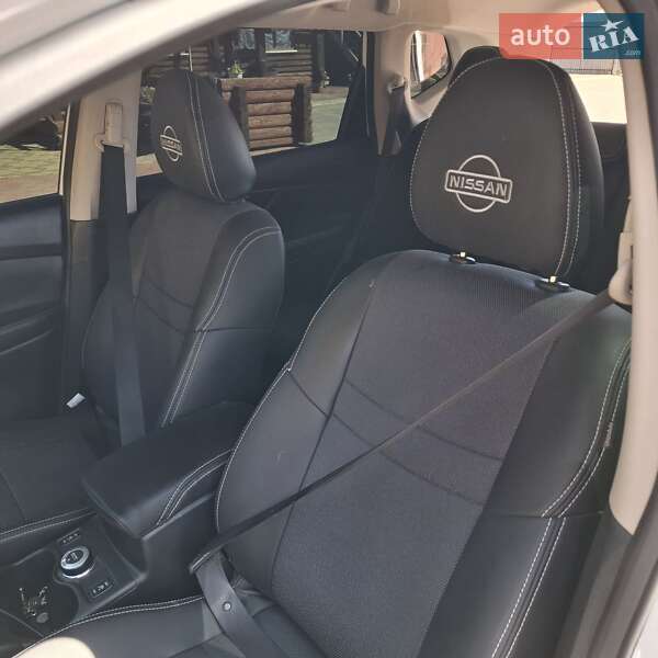 Позашляховик / Кросовер Nissan X-Trail 2017 в Первомайську