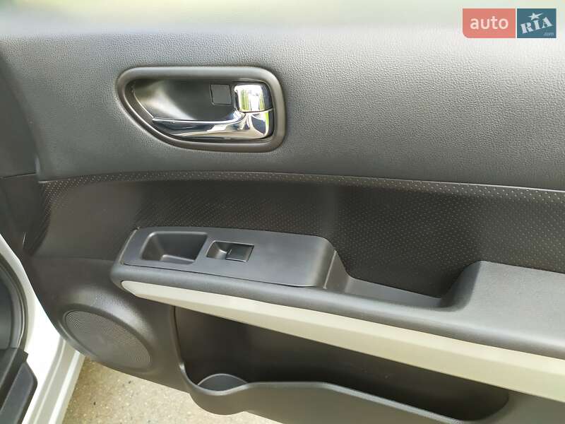 Позашляховик / Кросовер Nissan X-Trail 2013 в Охтирці