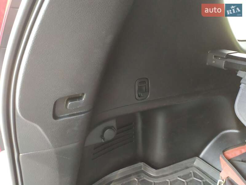 Позашляховик / Кросовер Nissan X-Trail 2013 в Охтирці