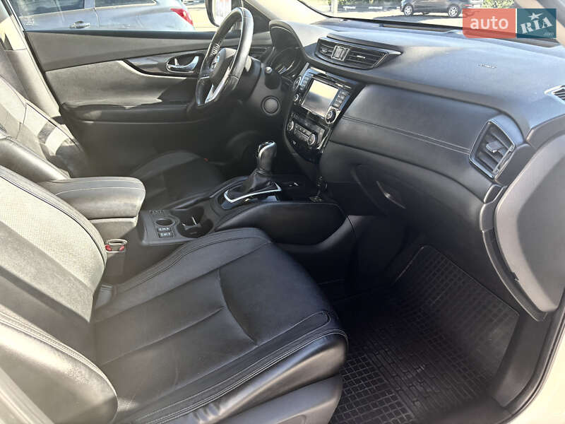 Внедорожник / Кроссовер Nissan X-Trail 2017 в Жашкове фото 6 Внедорожник / Кроссовер Nissan X-Trail 2017 в Жашкове