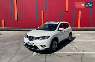 Позашляховик / Кросовер Nissan X-Trail 2016 в Києві