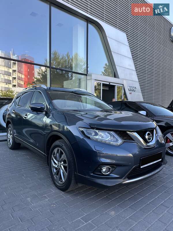 Позашляховик / Кросовер Nissan X-Trail 2015 в Харкові