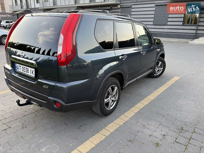 Внедорожник / Кроссовер Nissan X-Trail 2010 в Ивано-Франковске