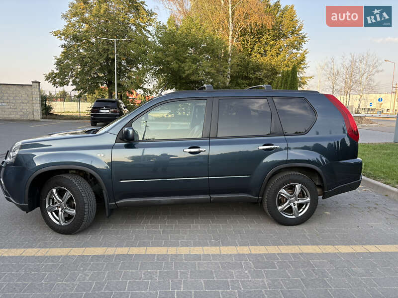 Внедорожник / Кроссовер Nissan X-Trail 2010 в Ивано-Франковске