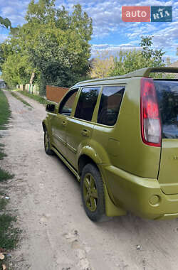 Внедорожник / Кроссовер Nissan X-Trail 2003 в 