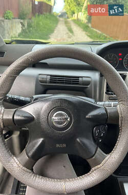 Внедорожник / Кроссовер Nissan X-Trail 2003 в 