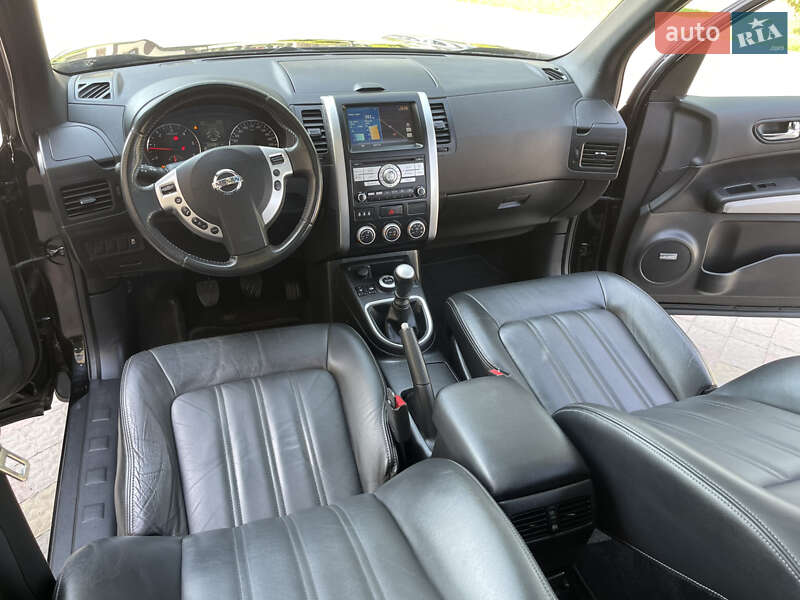 Внедорожник / Кроссовер Nissan X-Trail 2012 в Стрые