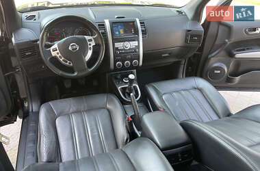 Позашляховик / Кросовер Nissan X-Trail 2012 в 