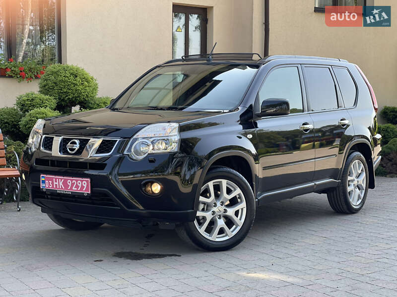 Внедорожник / Кроссовер Nissan X-Trail 2012 в Стрые