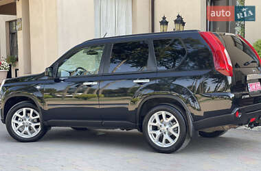 Позашляховик / Кросовер Nissan X-Trail 2012 в 