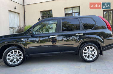 Позашляховик / Кросовер Nissan X-Trail 2012 в 