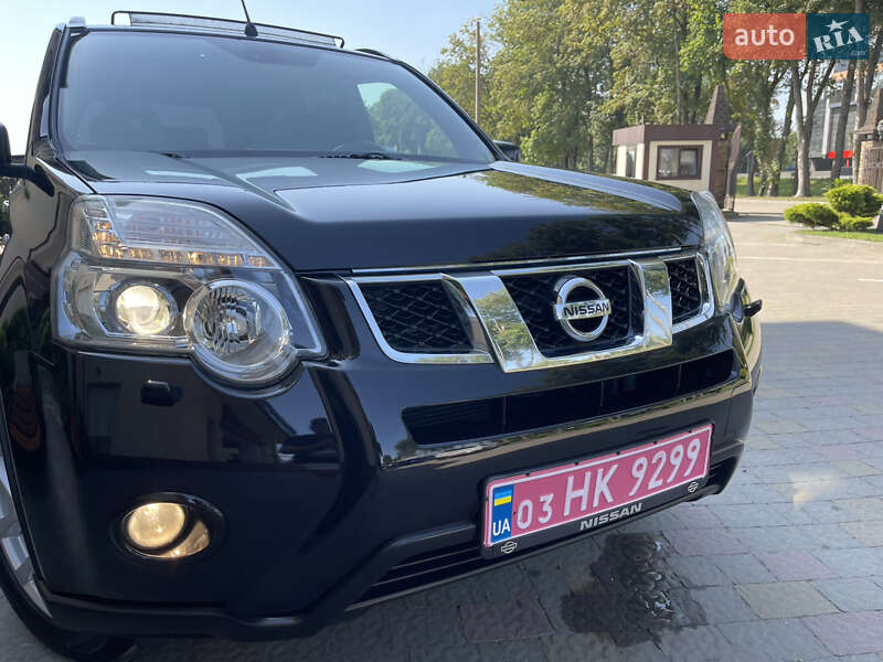 Внедорожник / Кроссовер Nissan X-Trail 2012 в Стрые