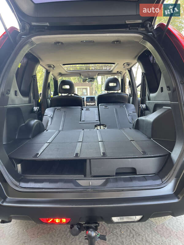 Внедорожник / Кроссовер Nissan X-Trail 2012 в Стрые