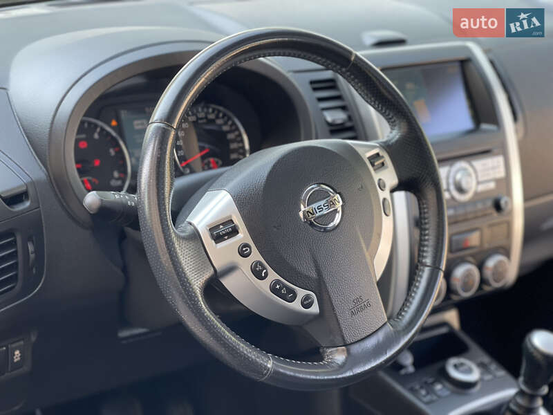 Внедорожник / Кроссовер Nissan X-Trail 2012 в Стрые