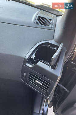 Позашляховик / Кросовер Nissan X-Trail 2012 в 