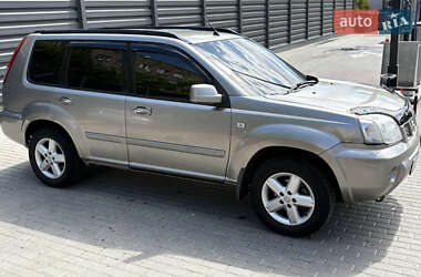 Внедорожник / Кроссовер Nissan X-Trail 2006 в Черкассах