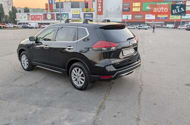 Позашляховик / Кросовер Nissan X-Trail 2018 в 