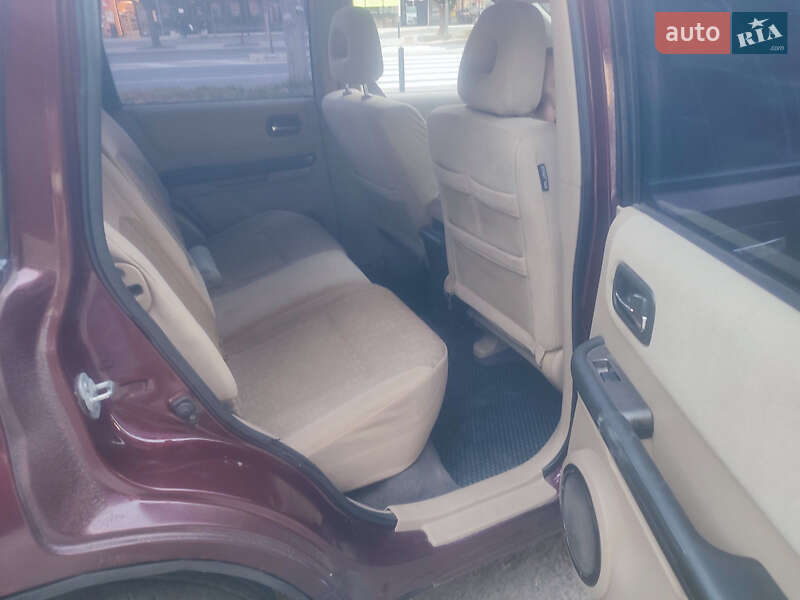 Позашляховик / Кросовер Nissan X-Trail 2002 в Івано-Франківську