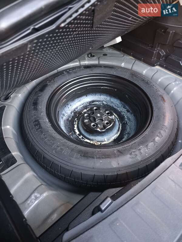 Позашляховик / Кросовер Nissan X-Trail 2017 в Івано-Франківську