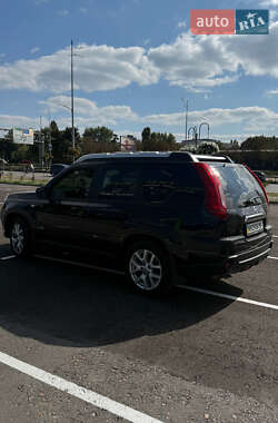 Внедорожник / Кроссовер Nissan X-Trail 2014 в Киеве