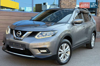 Позашляховик / Кросовер Nissan X-Trail 2016 в Києві