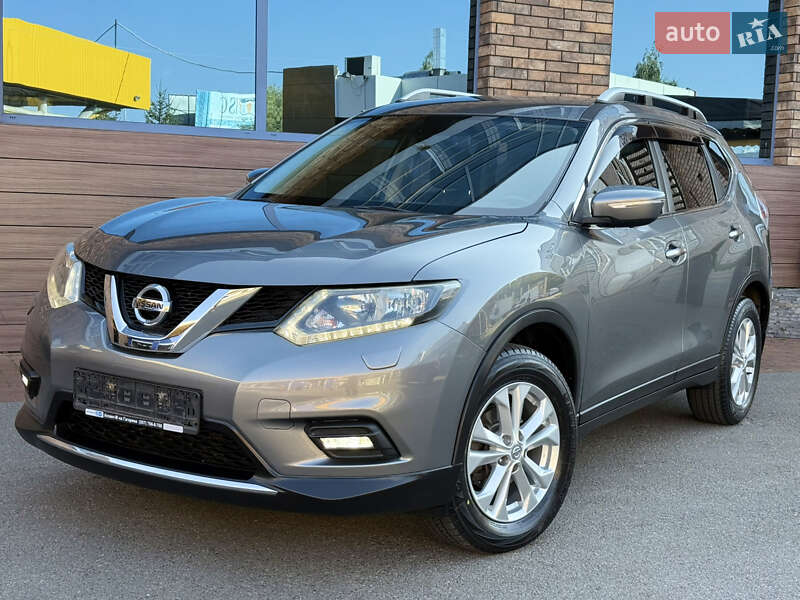 Внедорожник / Кроссовер Nissan X-Trail 2016 в Киеве