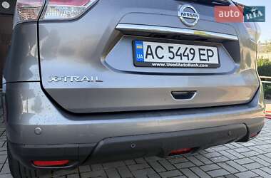 Внедорожник / Кроссовер Nissan X-Trail 2016 в 
